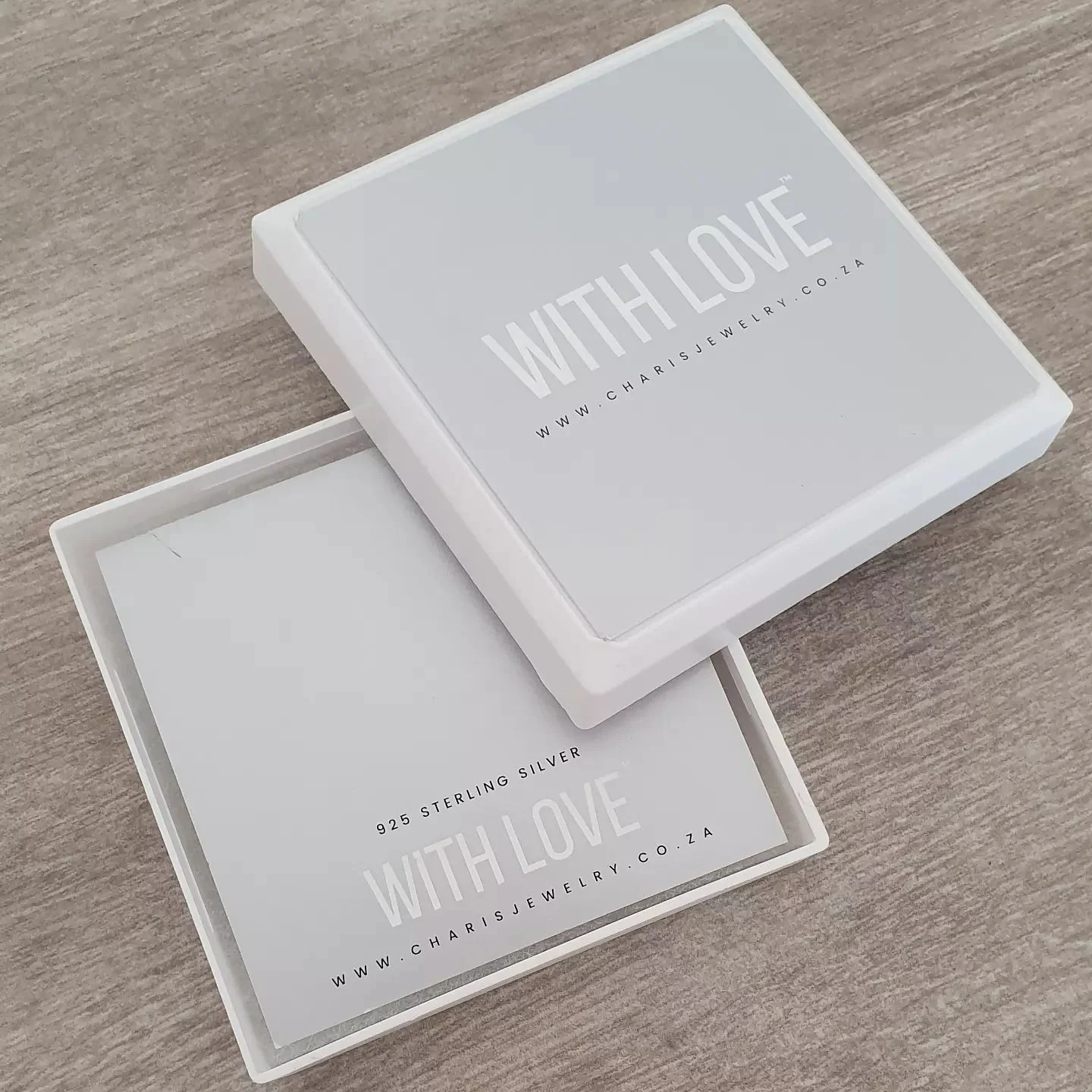 PN1 - Personalized Message Note and a gift box - Image 3